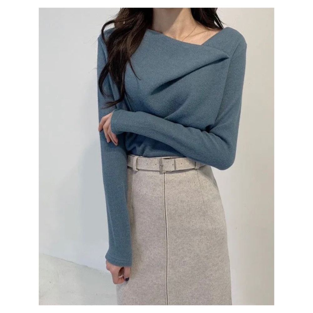 The “Ava” Knit Sweater in Ice Blue - Picture 4 of 4